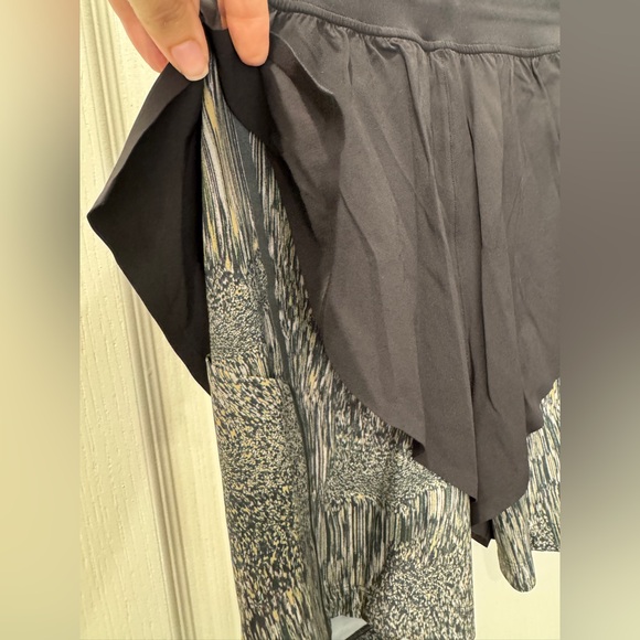 Lululemon Lab Run Short - Picture 14 of 14